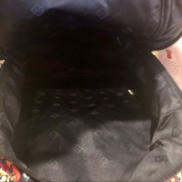 SALE! Vera Bradley Itsy Ditsy Essential Backpack - Picture 9 of 14